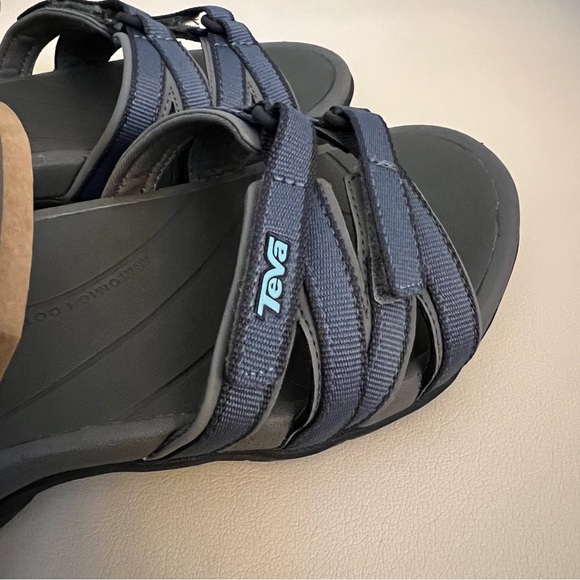 New in the box Teva Tirra BNS strap adjustable sandals size 7 - Picture 5 of 8